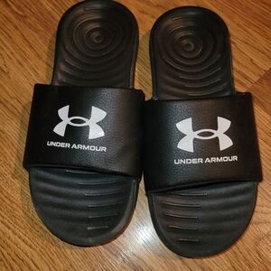 Youth size 4Y UA slides